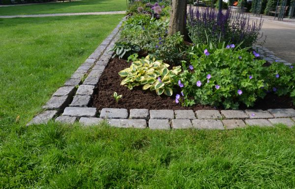 Stone Edging Installation in Columbus